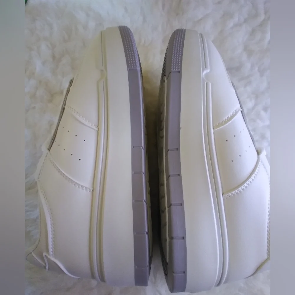 Prettylittlething white contrast sole chunky platform trainers sneakers size 7